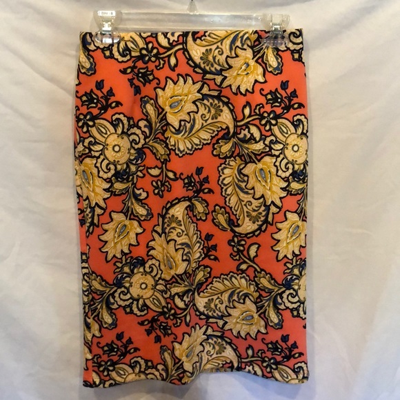 EST 1946 Dresses & Skirts - Ladies skirt